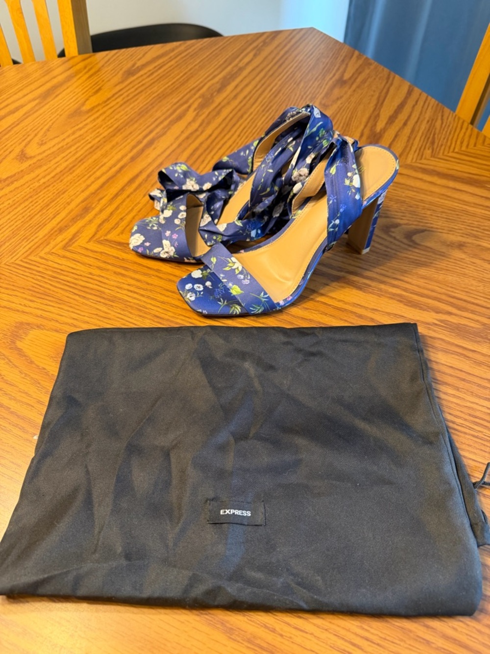 Express Women's Blue Floral Tie-Strap Heeled Sandals with dust bag
